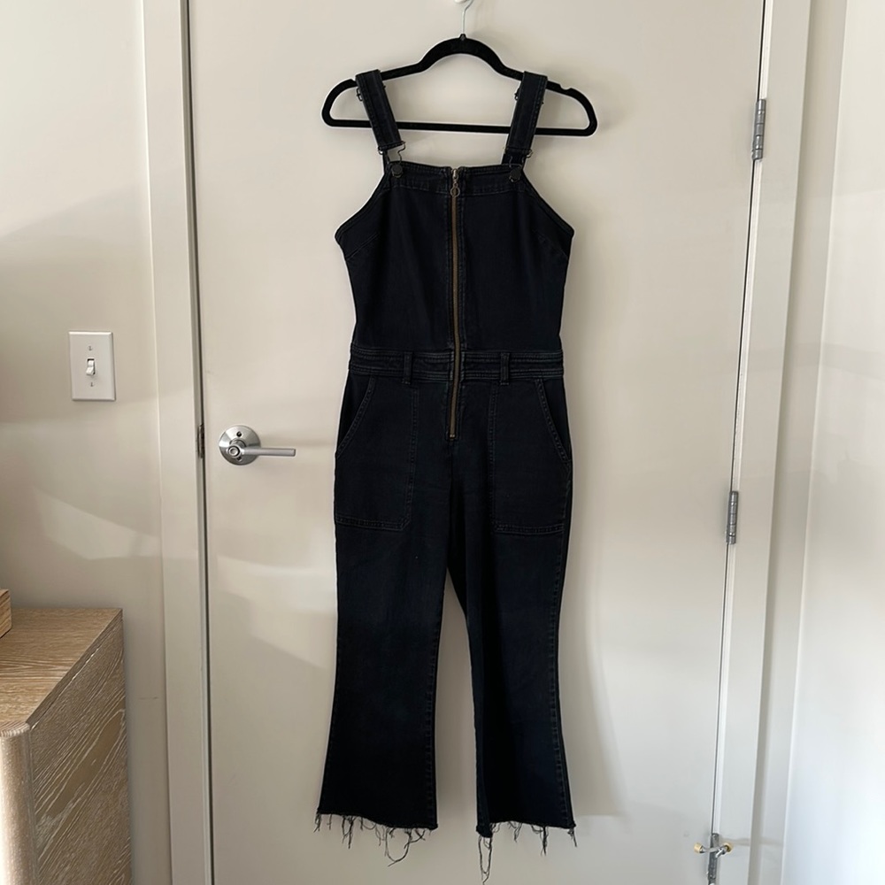 ei8ht dreams Cropped Black Flair Overalls